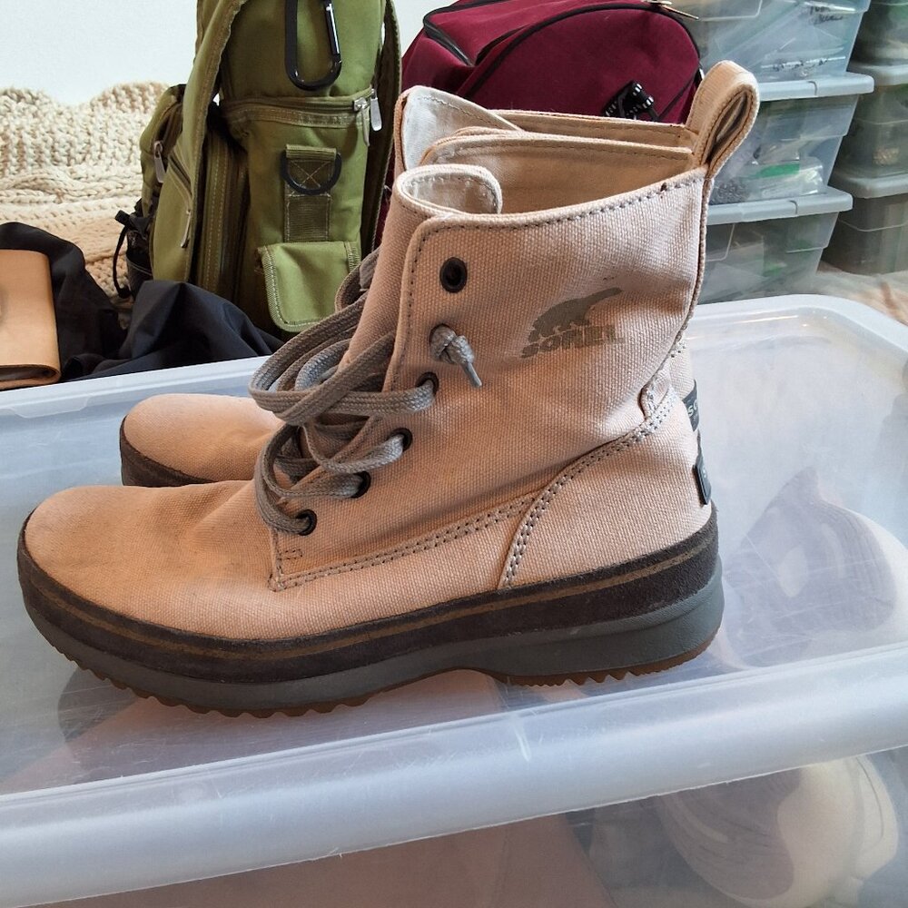 Sorrel boots